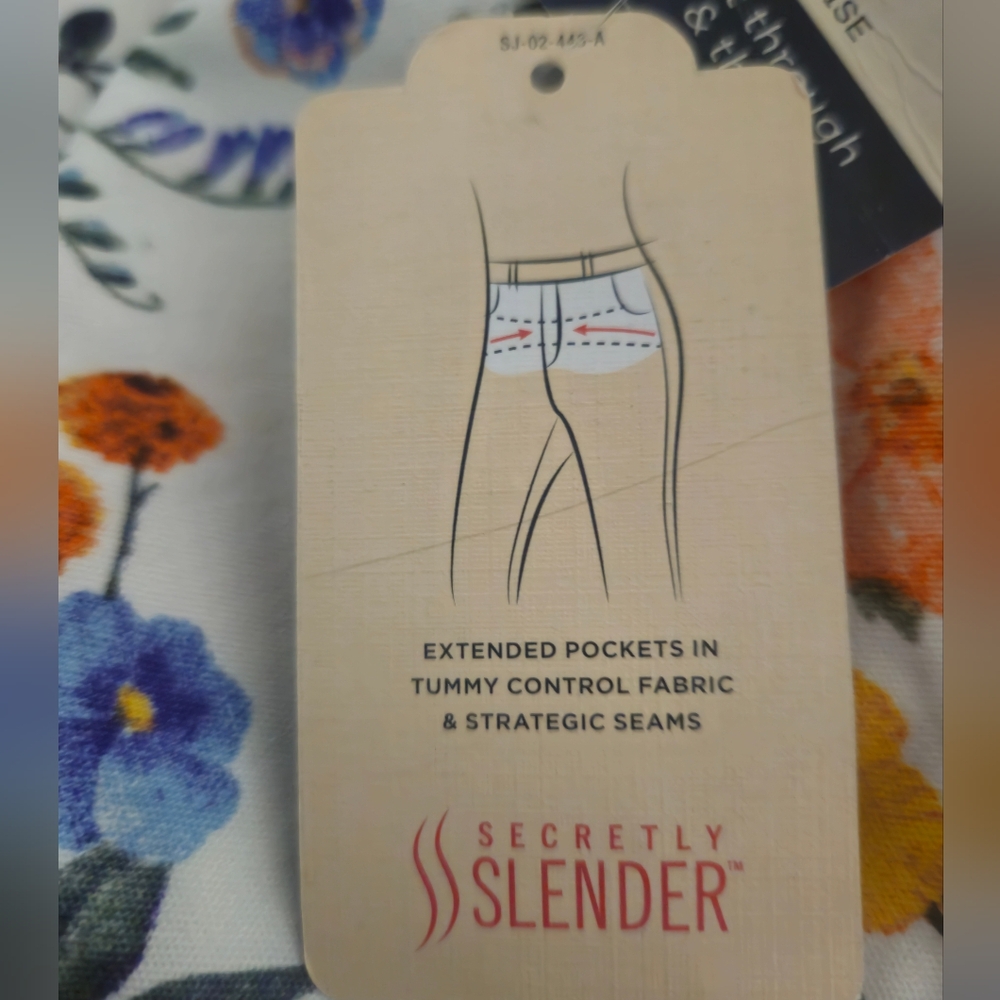 St. John's Bay Floral Midrise  Capri Pants - Orange, Yellow, Blue - Picture 10 of 11